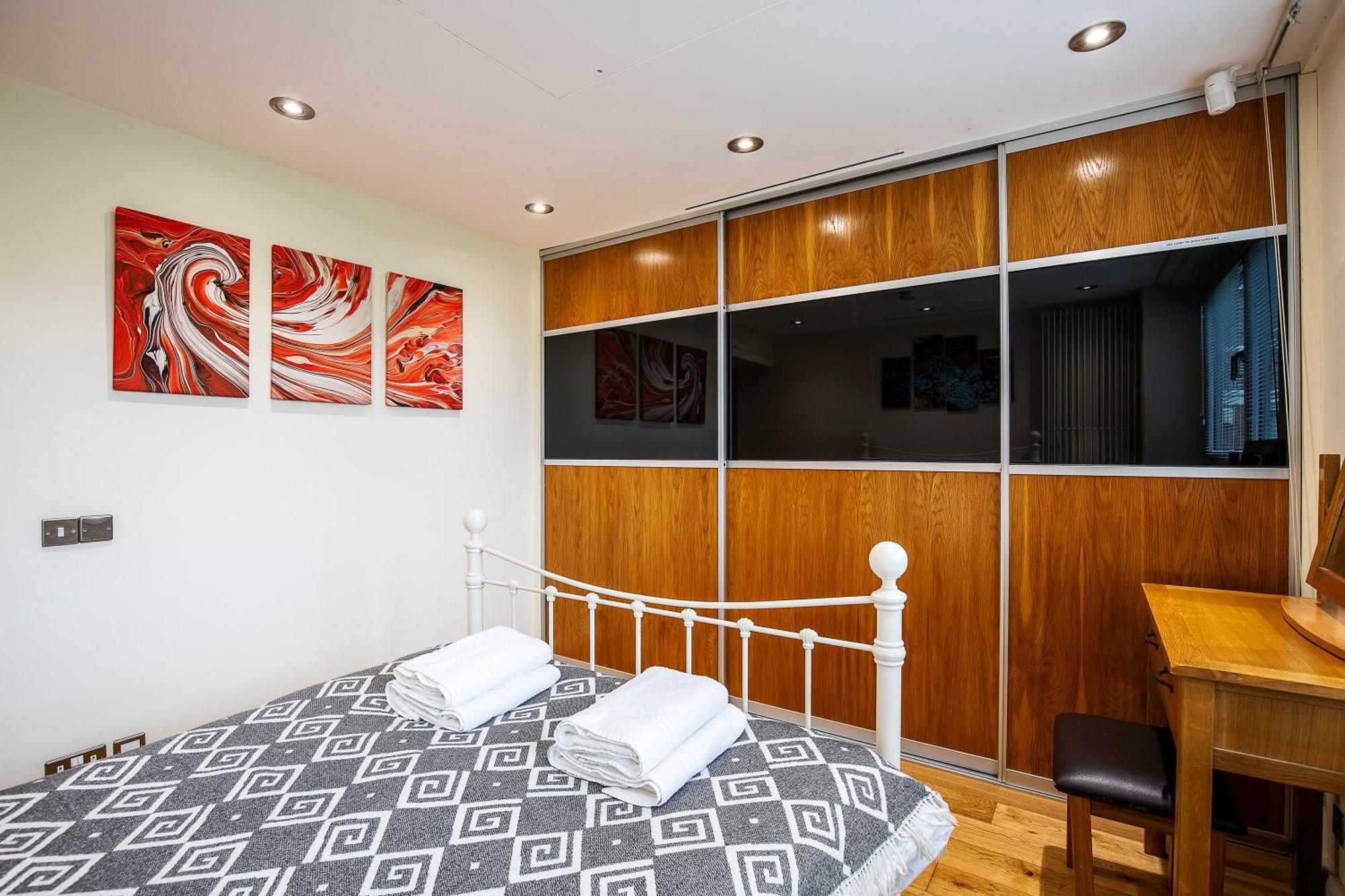 Tower Bridge 2Br Apartment For 6 With Terrace London Exterior photo